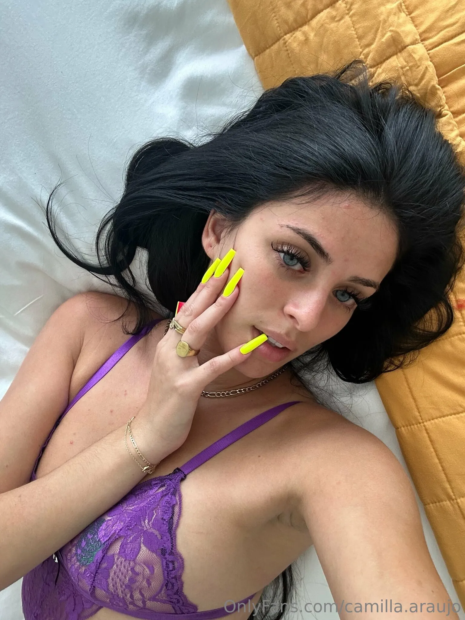 Brunette OF GIRL Camilla Araujo leaked onlyfans pic release 1