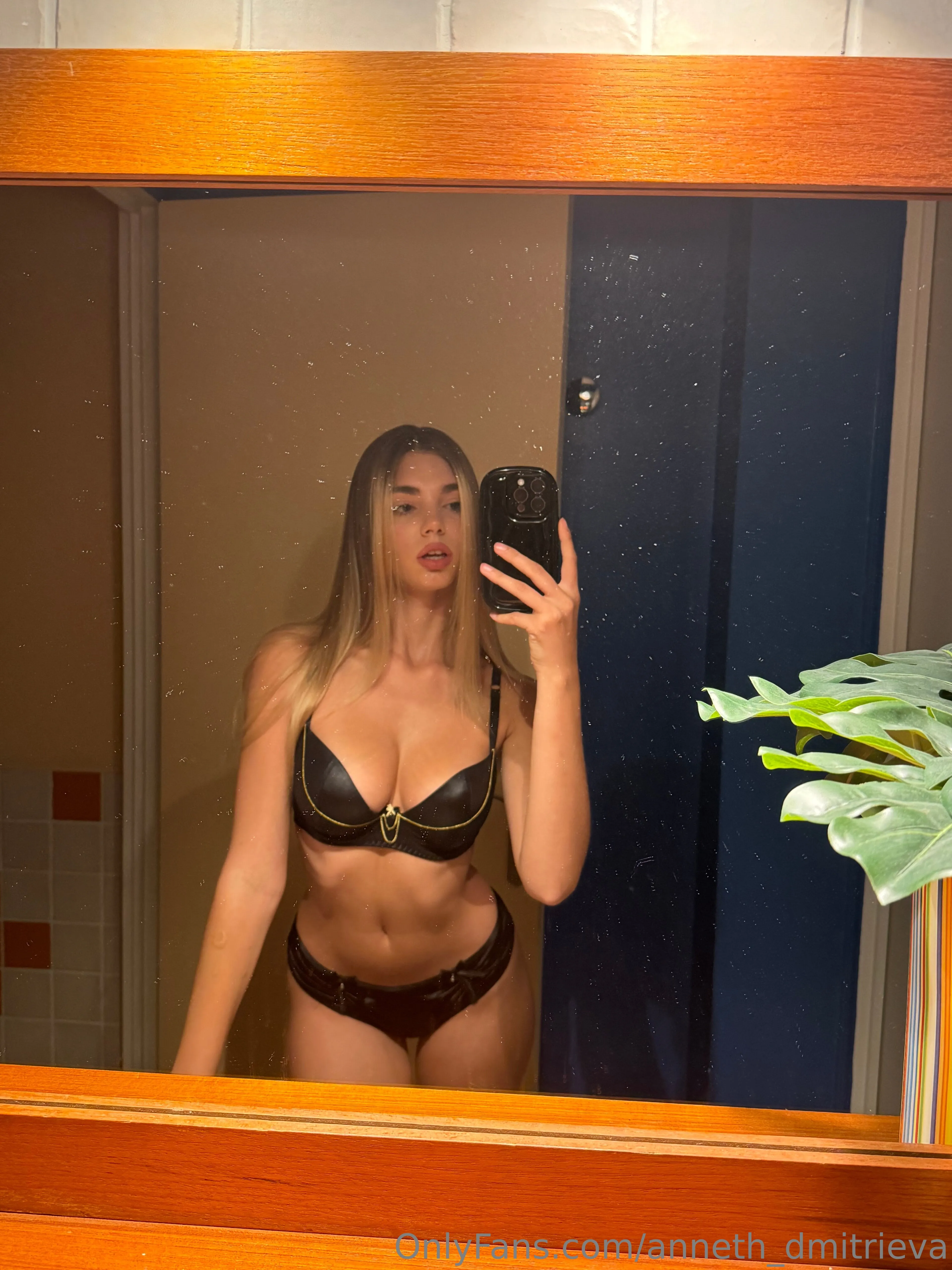 Slutty Babe Anneth Dmitrieva Onlyfans Nude Insane